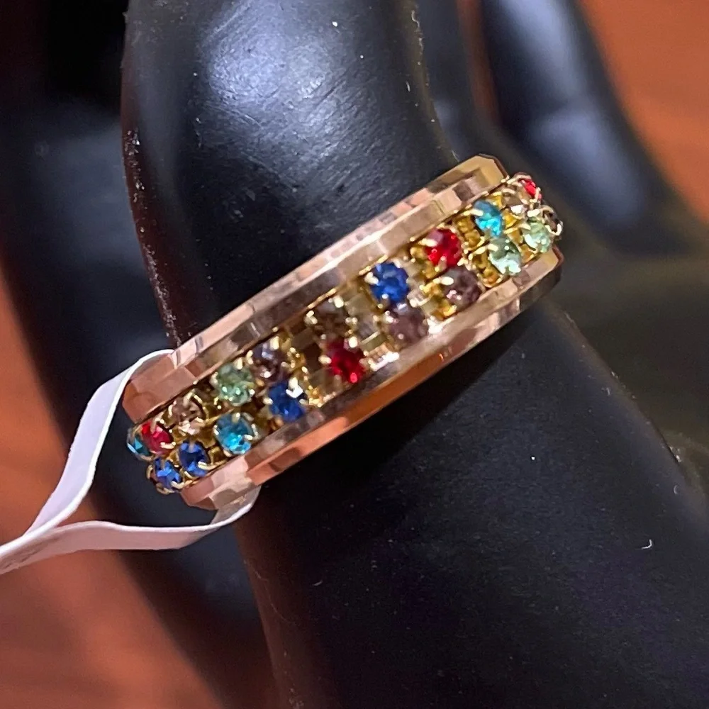 NWT multi-colored faux gemstones GOLD tone spinner ring, Men/Women size 10